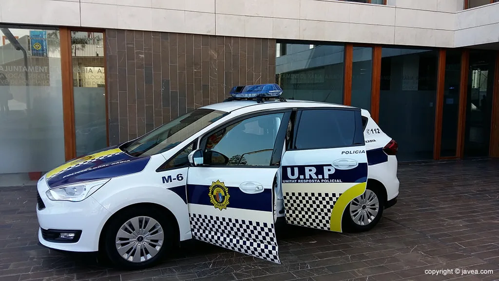 Vehículo con mampara