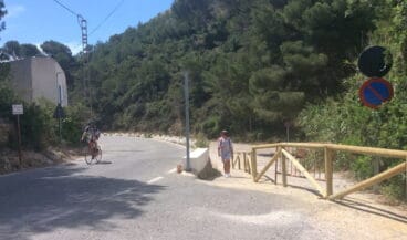 Acceso a la cala de la Granadella