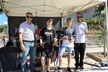 Algunos de los ganadores de la competición de skate de Benitatxell