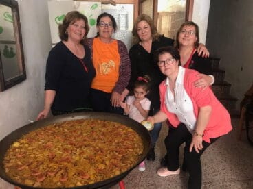 Concurso de fideuà en Benitatxell por la Fiestas de la Rosa