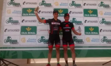 Dani Cepa en el podio de Tibi