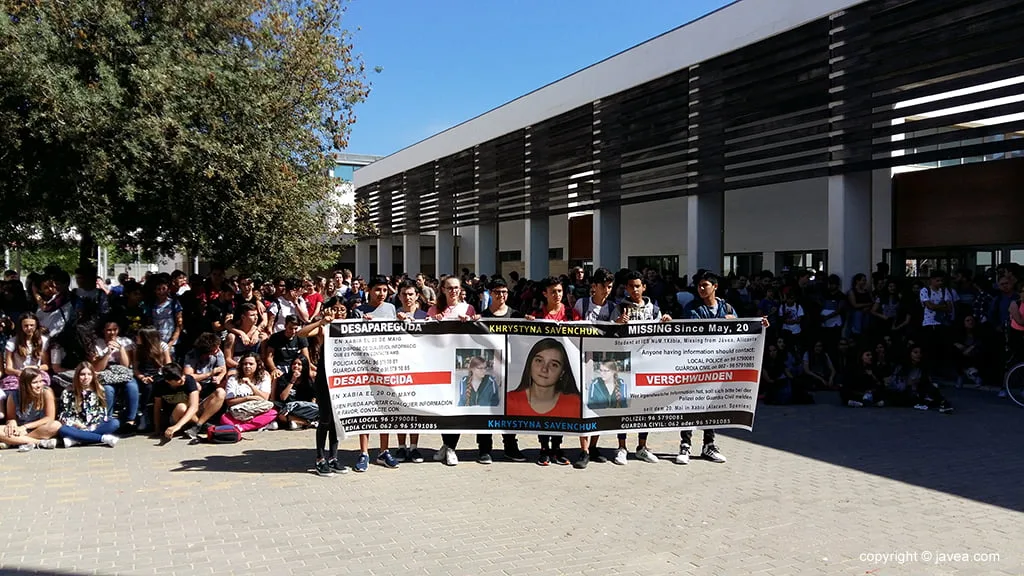 Homenaje en el IES Nº1 por los tres años de la desaparición de Chrystyna