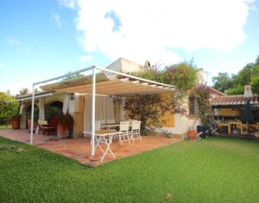Jardin Villadom Spain