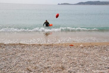 Travesía a nado en recuerdo de los tres ciclistas xabieros