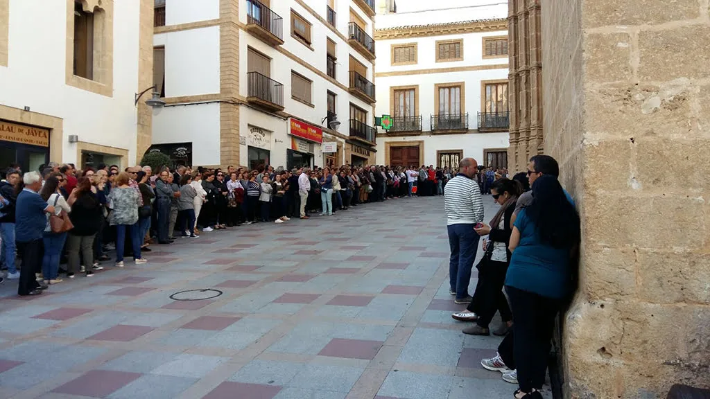 Multitudinario adiós a Edu