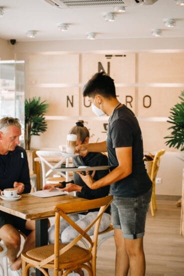 Interior de Nostro Café Costa en El Arenal