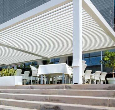 Pérgola Saxun en el puerto, disponible en Tol2 Jávea