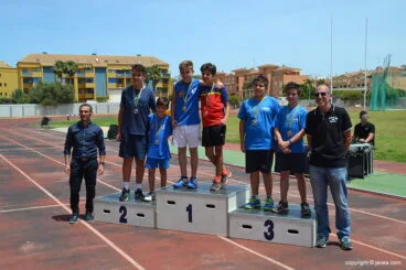 Podio competición de pádel