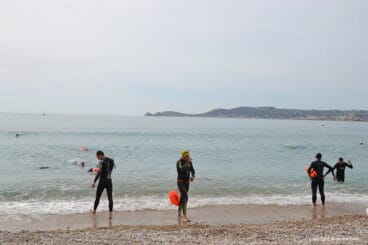 Travesía a nado en recuerdo de los tres ciclistas xabieros