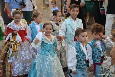 Pasacalle infantil de los Festeros de 2017
