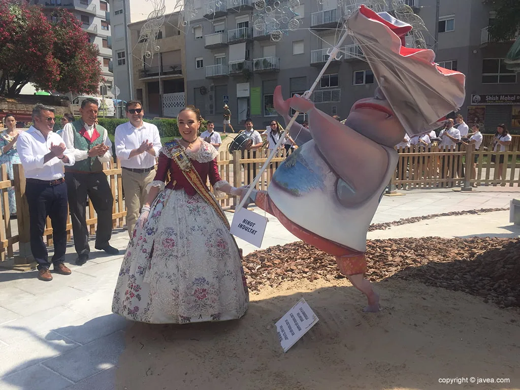 Belén indulta el ninot