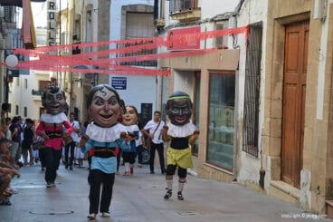 Cabezudos Grup de Danses del Portitxol