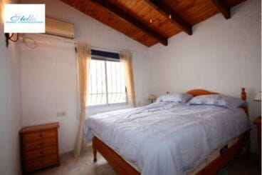 Dormitorio de la villa Stella Inmo Consulting