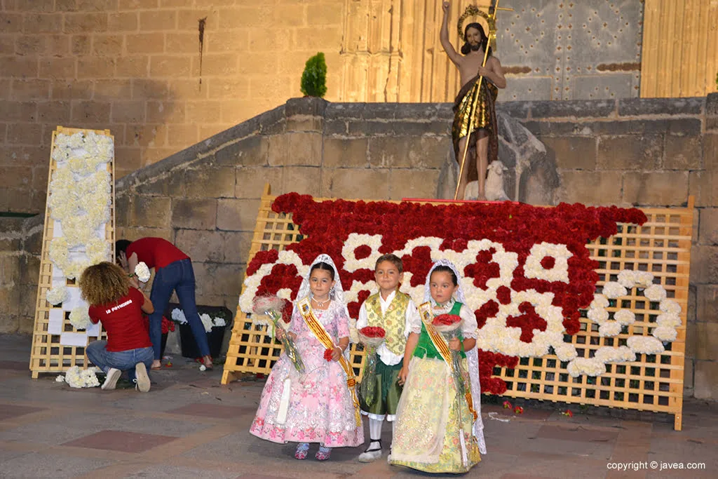Ofrenda de flores Fogueres Sant Joan 2017