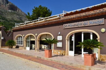 Entrada-Los-Almendros-del-Montgo