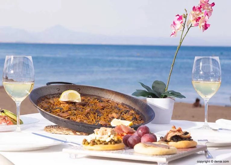 Fideuà con vistas al mar en Dénia Restaurant Noguera
