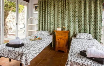 Habitación amplia de Villa Algarrobo Aguila Rent a Villa