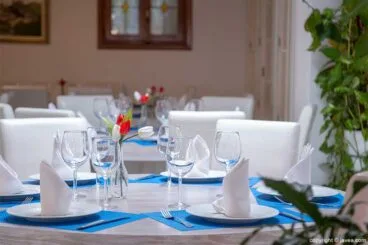 Mesas Restaurante Pepe y Estrella