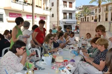 Multitud de participación en el encuentro de Patchwork