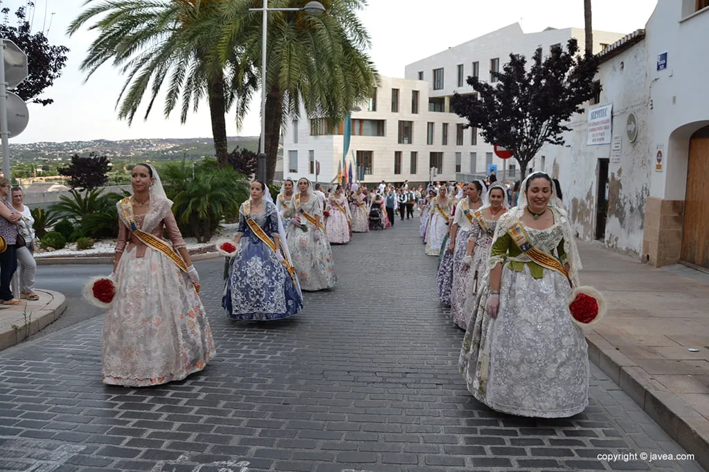 Ofrenda de flores Fogueres Sant Joan 2017