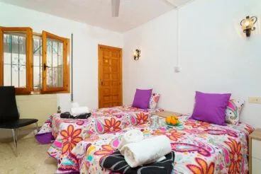 Otro de los dormitorios Villa Bernia Aguila Rent a Villa