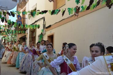 Pasacalle visita de calles engalanadas