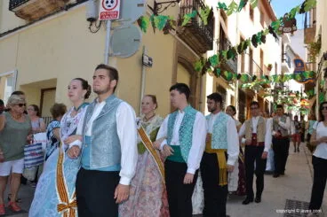 Pasacalle visita de calles engalanadas