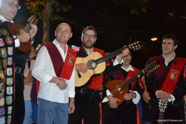 Serenata de la Tuna a Reinas, damas y presidentes