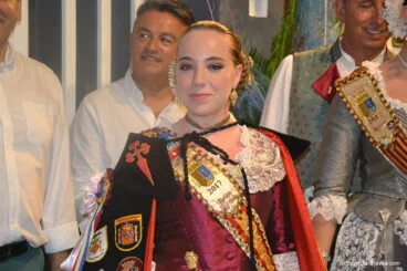 Serenata de la Tuna a Reinas, damas y presidentes