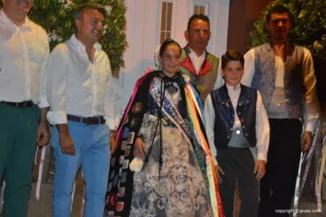 Serenata de la Tuna a Reinas, damas y presidentes