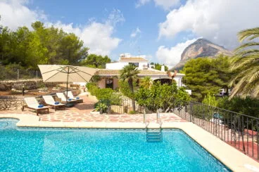 Casa de Quality Rent a Villa