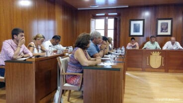 Concejales del equipo de gobierno en el pleno de julio