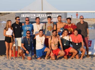 Los chicos del BS Lifeguard con sus medallas