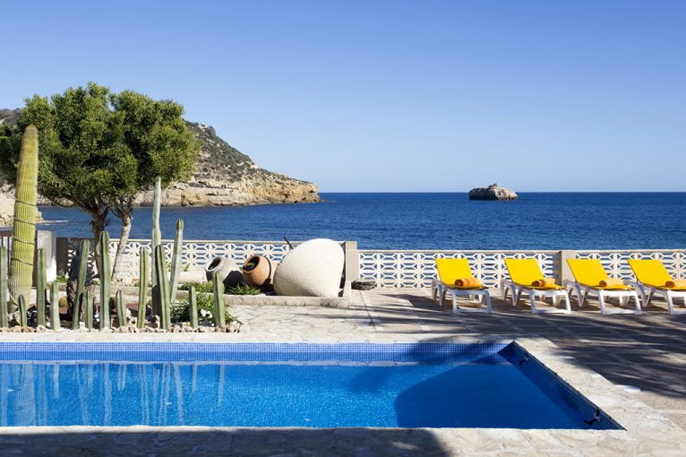 Magnífica casa con terraza, piscinas y vistas de Quality Rent a Villa