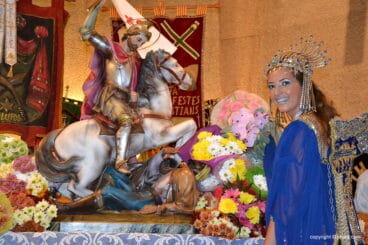 Ofrenda de flores de las fiestas de Moros y Cristianos 2017