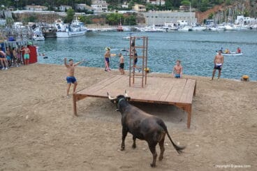 Buen ambiente en els Bous a la Mar