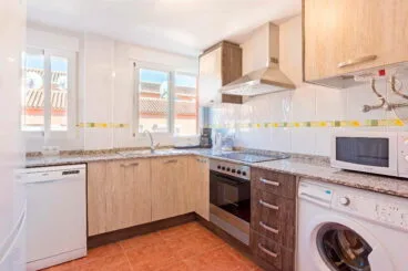 Cocina amplia y luminosa MMC Property Services