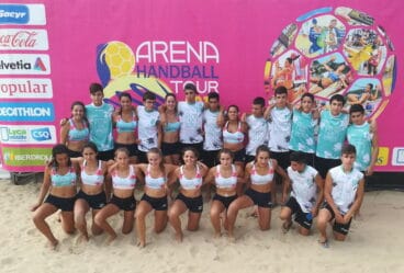 Equipos del Club Handbol Xàbia en el Nacional de  balonmano playa