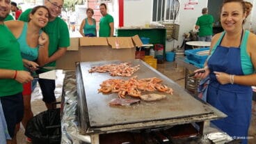 Preparando las tapas del ‘Baret’