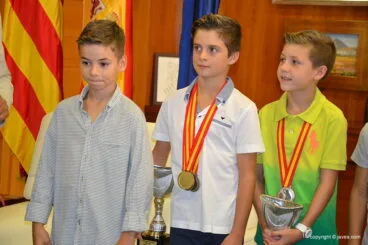 Recibimiento de los pequeños campeones xabieros en Gimnasia Artística