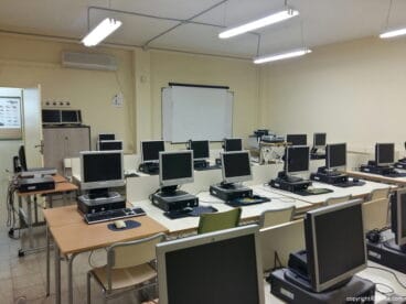 Aula de informática en la EPA