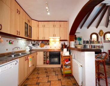 Cocina abierta Villadom Spain