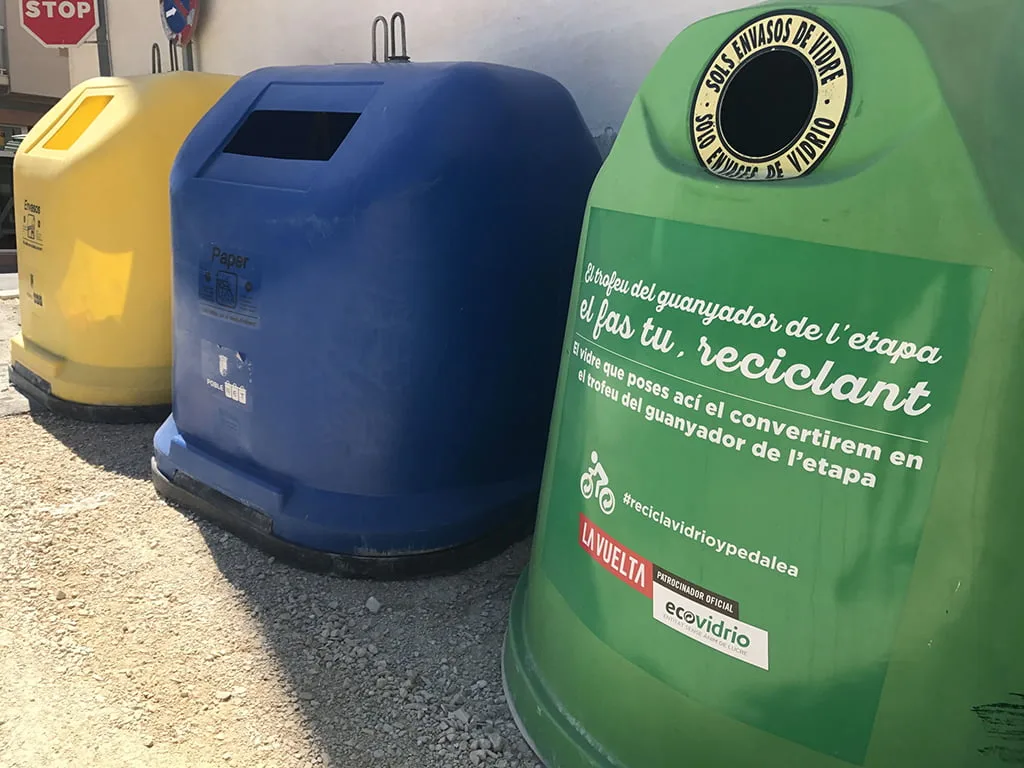 Contenedores de reciclaje