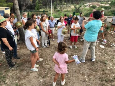 Explicaciones de los hallazgos en la Cova de les Bruixes