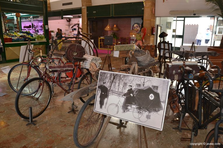 Exposición de bicis clásicas y antiguas