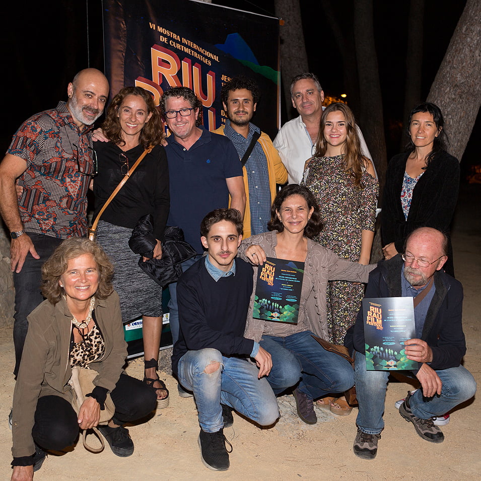 Los Ganadores del premio Escola de Cinema y su equipo