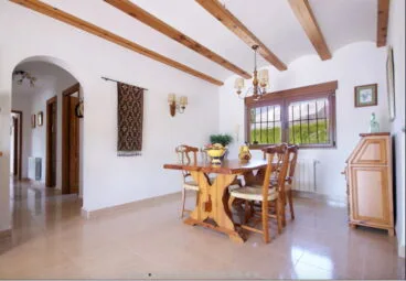 Zona comedor Vicens Ash Properties