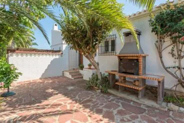 Barbacoa en el jardín Águila Rent a Villa