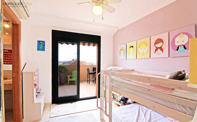 Dormitorio infantil MORAGUESPONS Mediterranean Houses