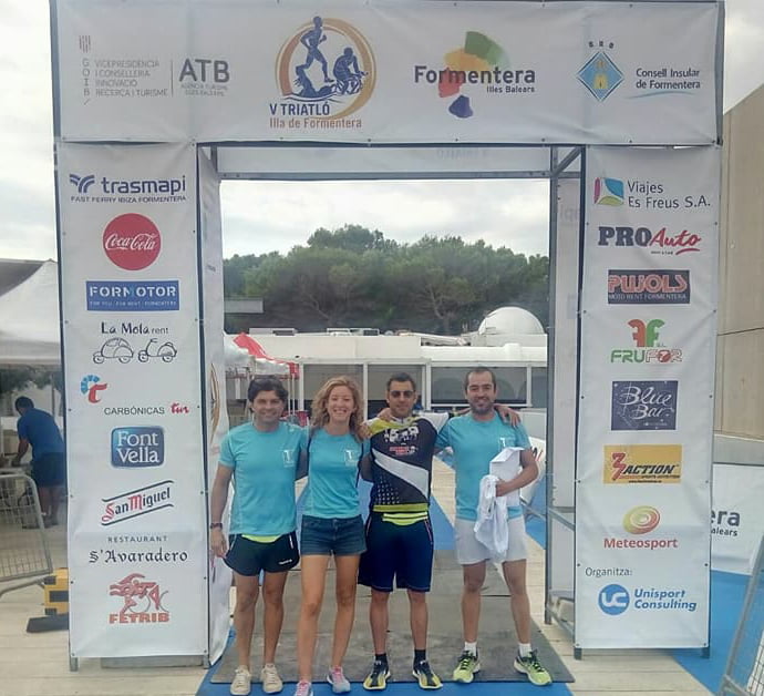 Los triatletas xabieros en Formentera